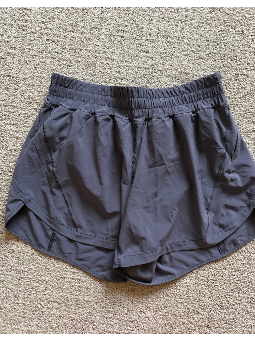 lululemon athletica Track That Mid-Rise Short 5”